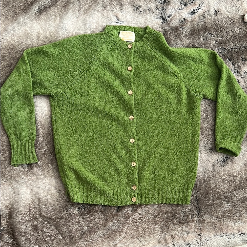 Pendleton Green Cardigan with Soft Knit Texture 100% wool